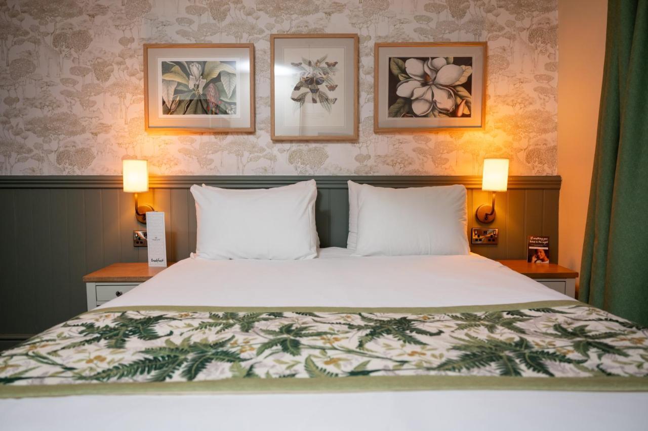 Rockingham Arms By Greene King Inns Wentworth  Ngoại thất bức ảnh